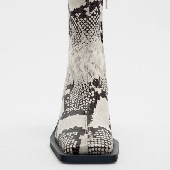 Zara Animal Print Block Heel Ankle Boots | NWT | Size 39 (US 8) Genuine Leather - Picture 4 of 16